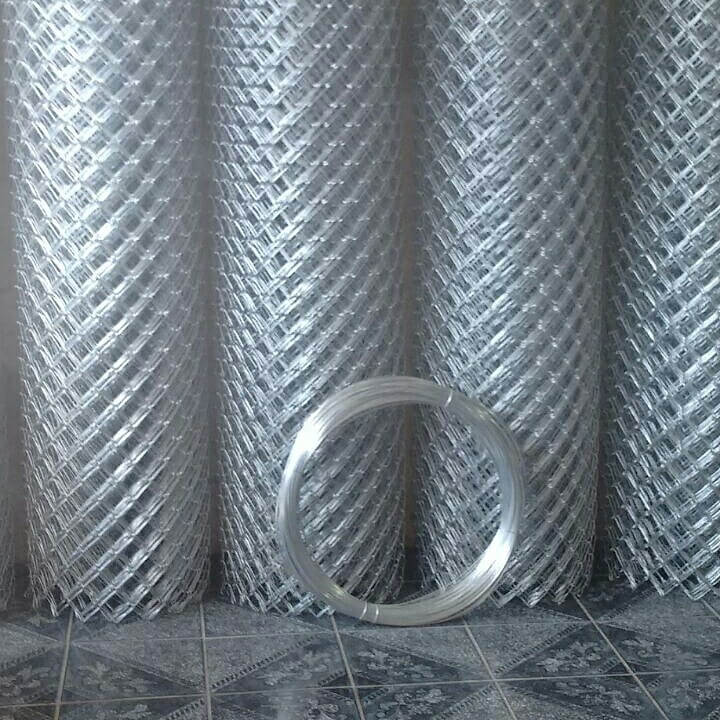 Qual a melhor tela para cercar terreno?