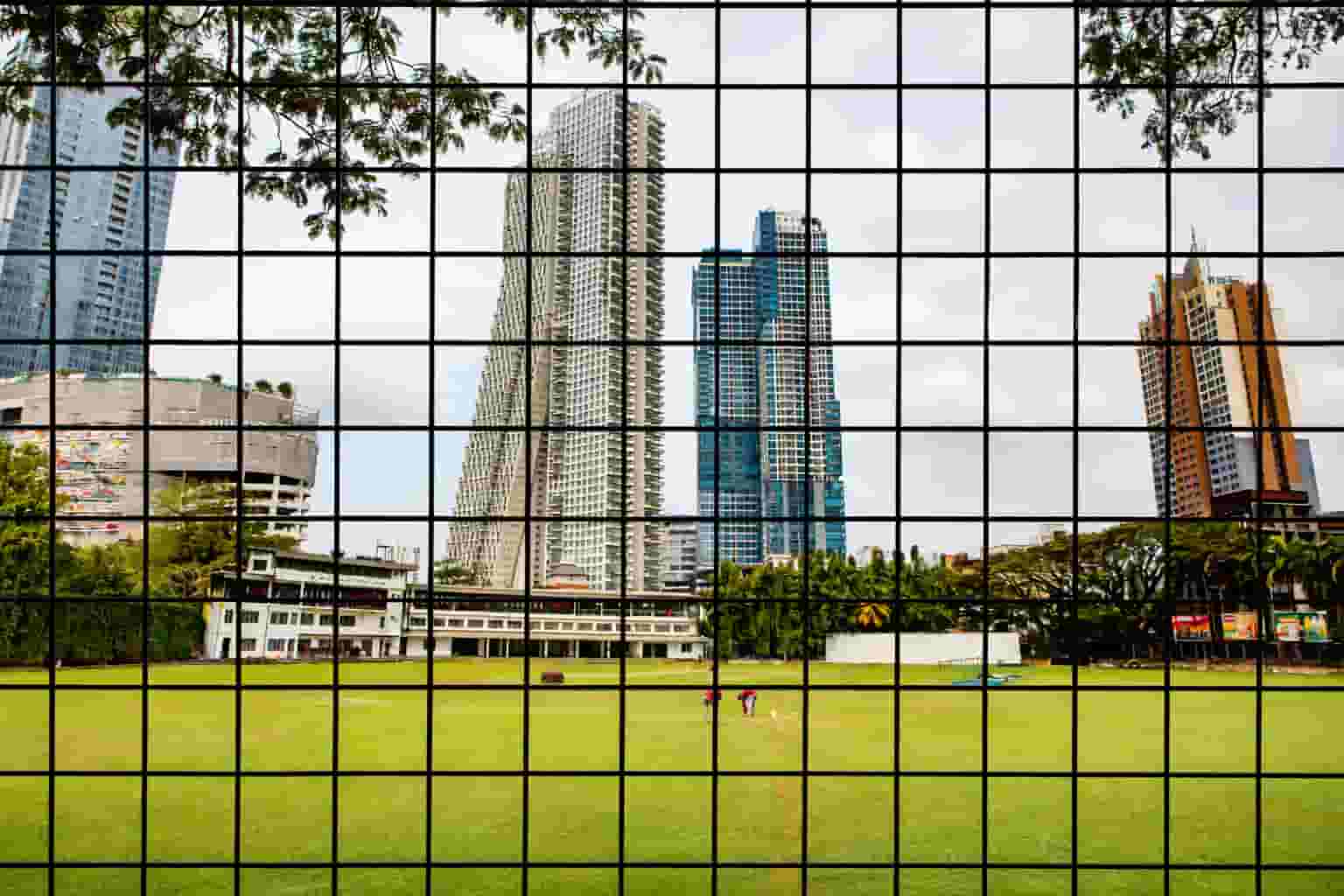 Encontre tela ondulada quadriculada com instalação em condomínios